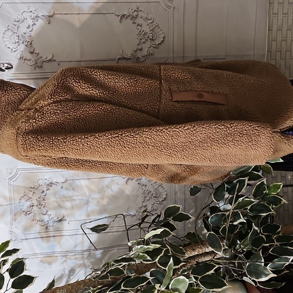 L.L. Bean Sherpa Fleece Coat In Hazelnut Large - Picture 5 of 13